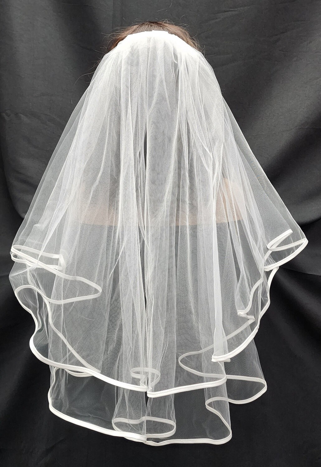 1pc 2 Layer White Veil w/Ribbon Edge