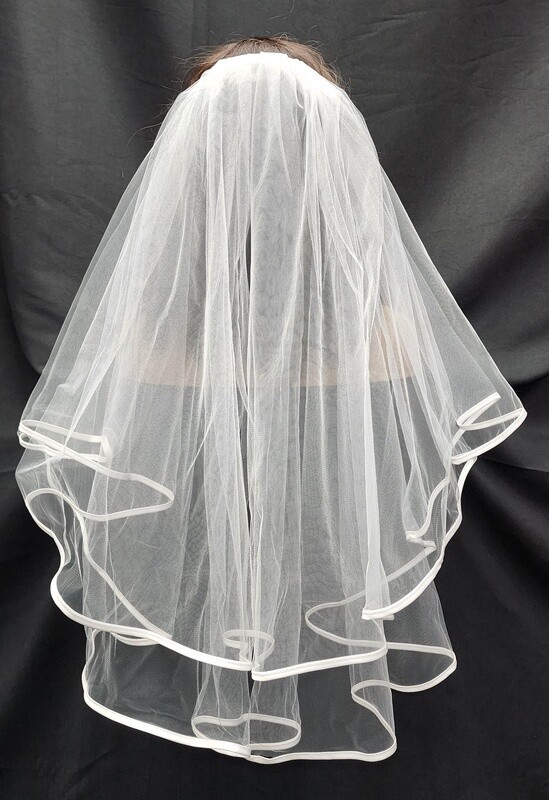 1pc 2 Layer White Veil w/Ribbon Edge