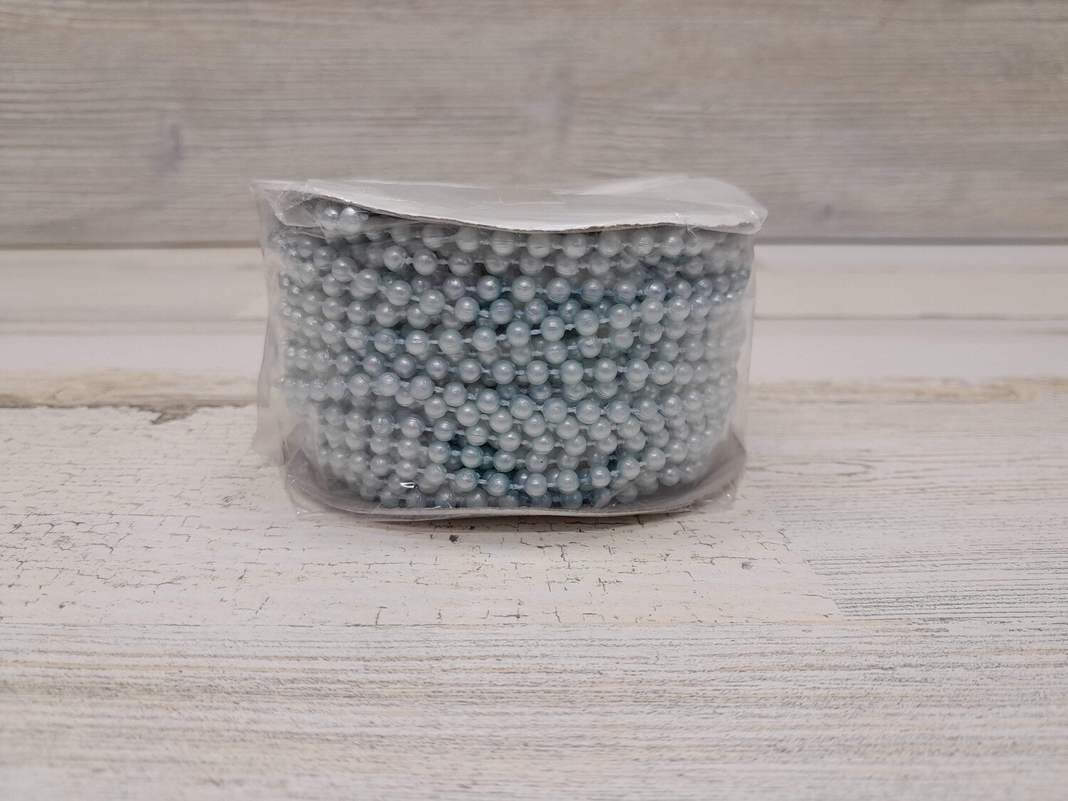 24yd 4mm Plastic MOT Pearl Strand Light Blue