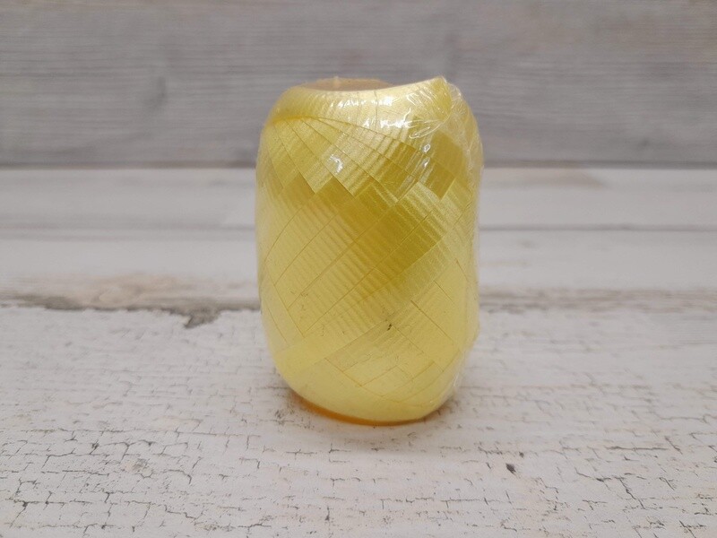 3/16&quot;x66&#39; Crimped Curling Ribbon Yellow