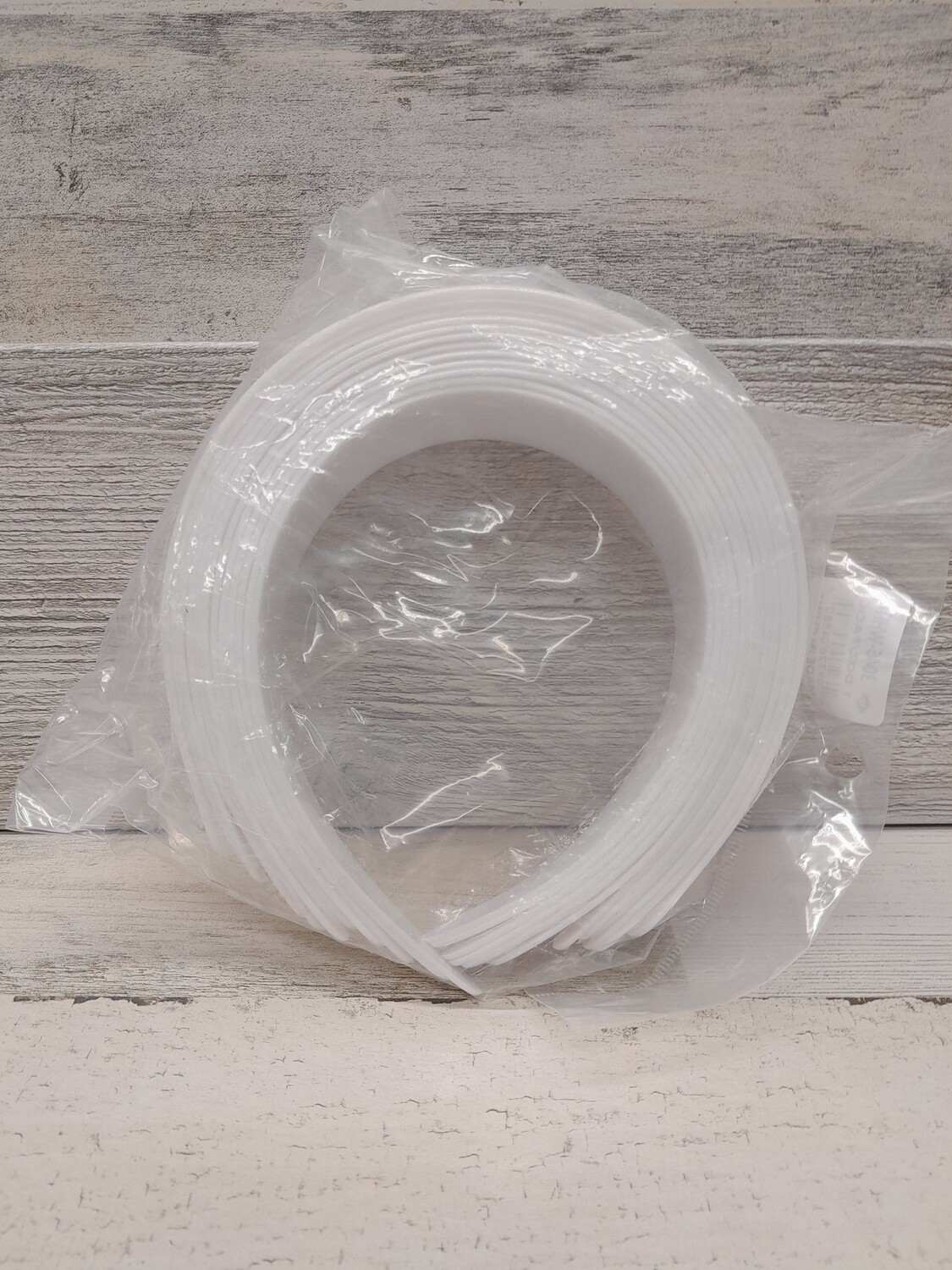12pc 1.5&quot; Plastic Headbands White