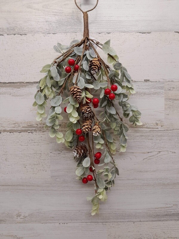 16&quot; Eucalyptus Hanger w/Berries/Pinecones Red
