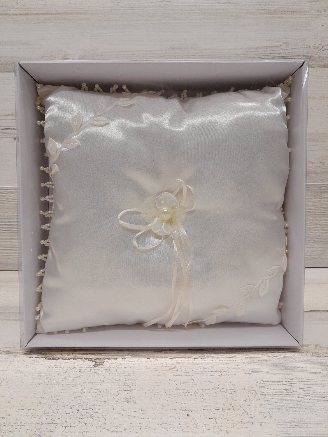 10&quot; Ring Pillow w/Leaves/Pearls Ivory