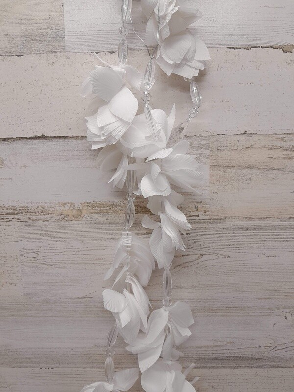 6&#39; Petal Garland White/Crystal
