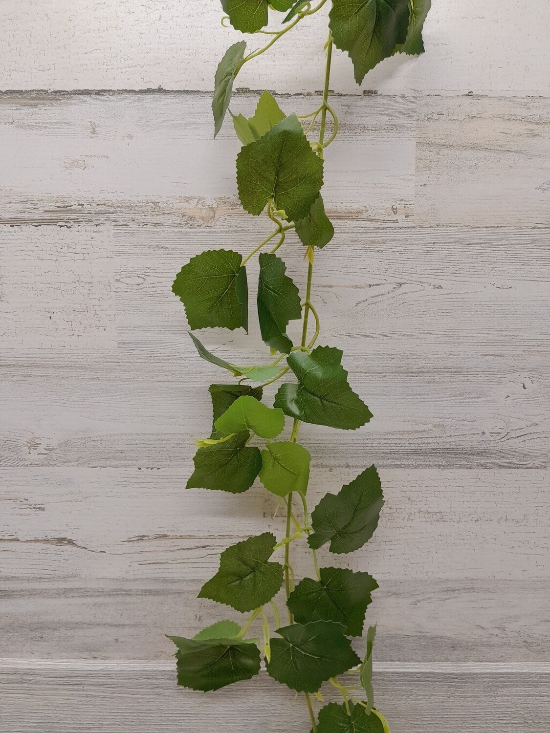 7&#39; Grape Ivy Garland