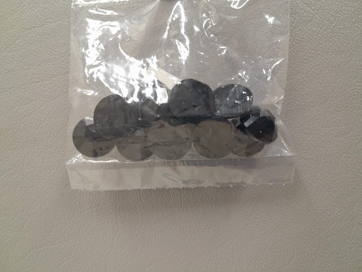 12pc 15mm Rhinestones Black