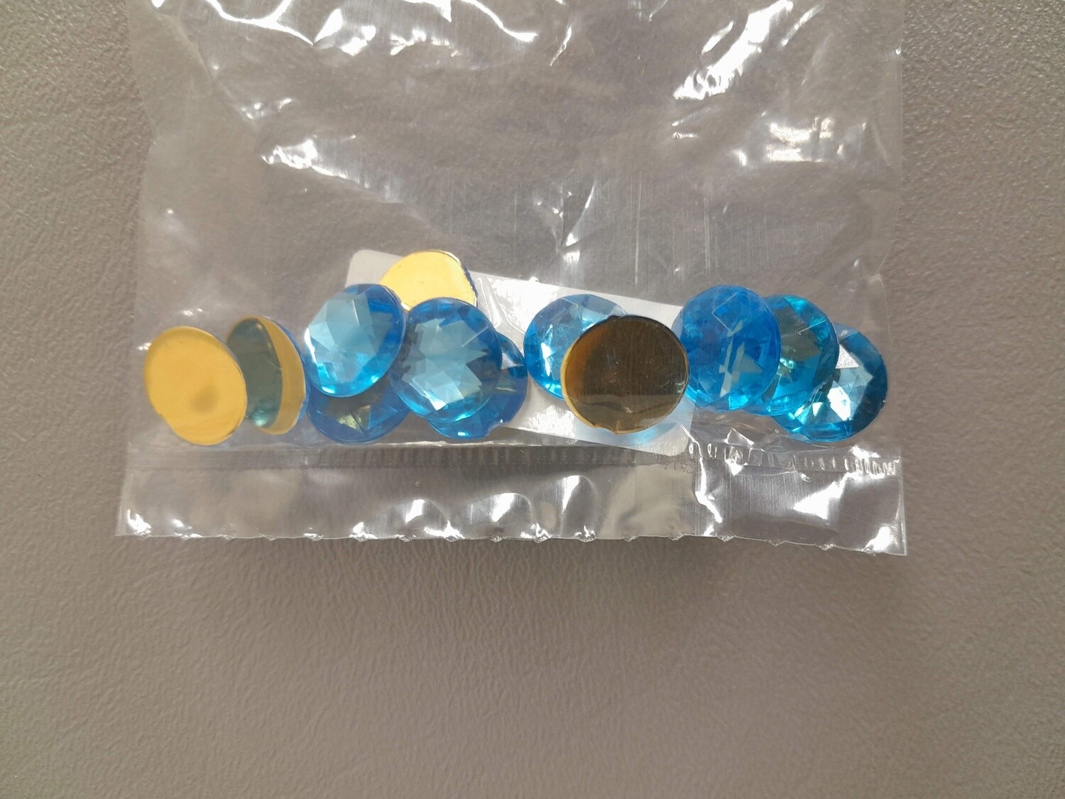 12pc 12mm Rhinestones Aqua