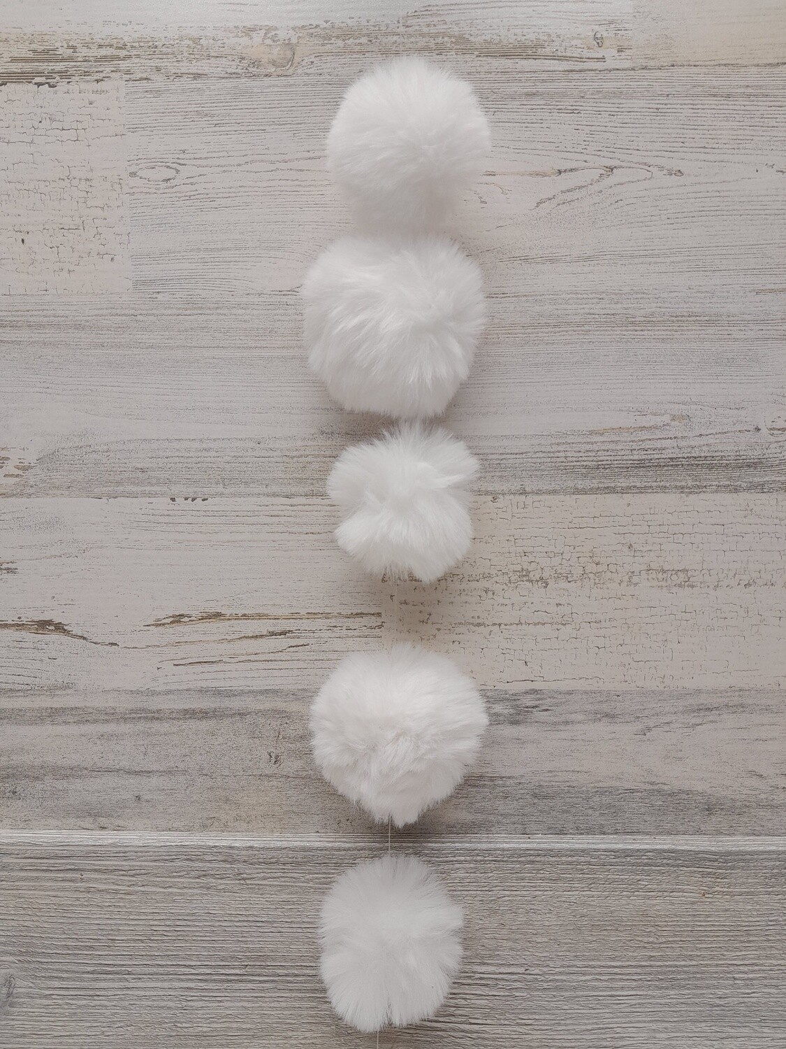 64&quot; Snow Ball Pom-Pom Garland White
