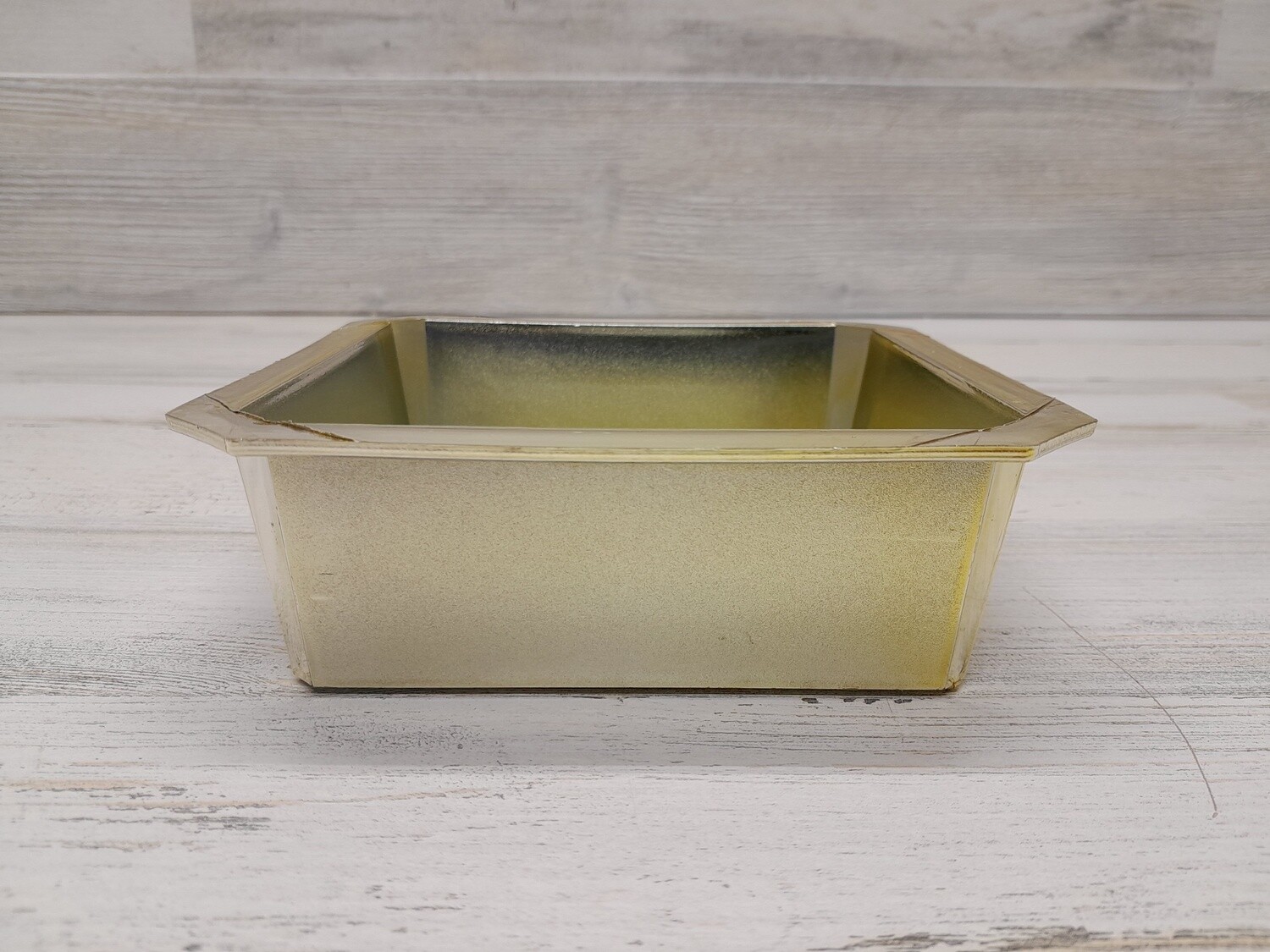 5.25&quot;x5.25&quot;x2&quot;  Square Centerpiece Gold (Plastic)