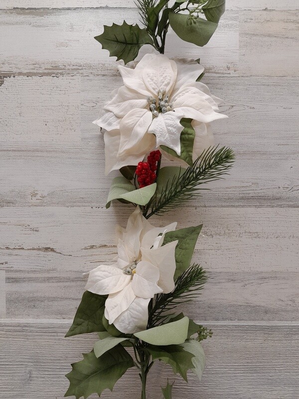 6&#39; Poinsettia Garland w/Berries &amp; Eucalyptus White