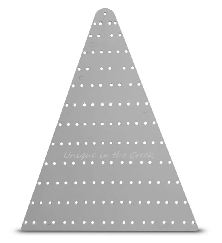20&quot;x16&quot; Triangle Wreath Board Plastic Wreath Frame