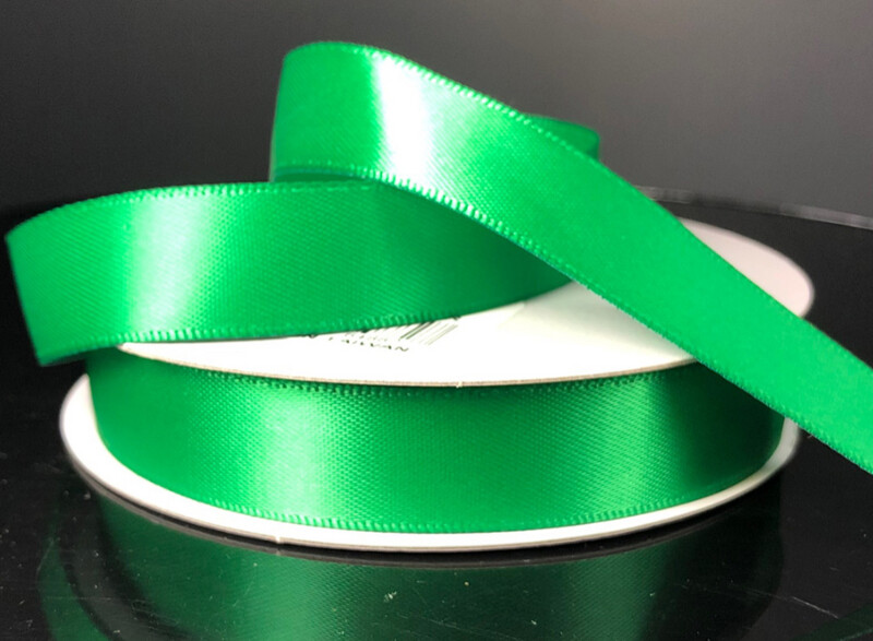 5/8&quot;x25yd Double Faced Satin Emerald