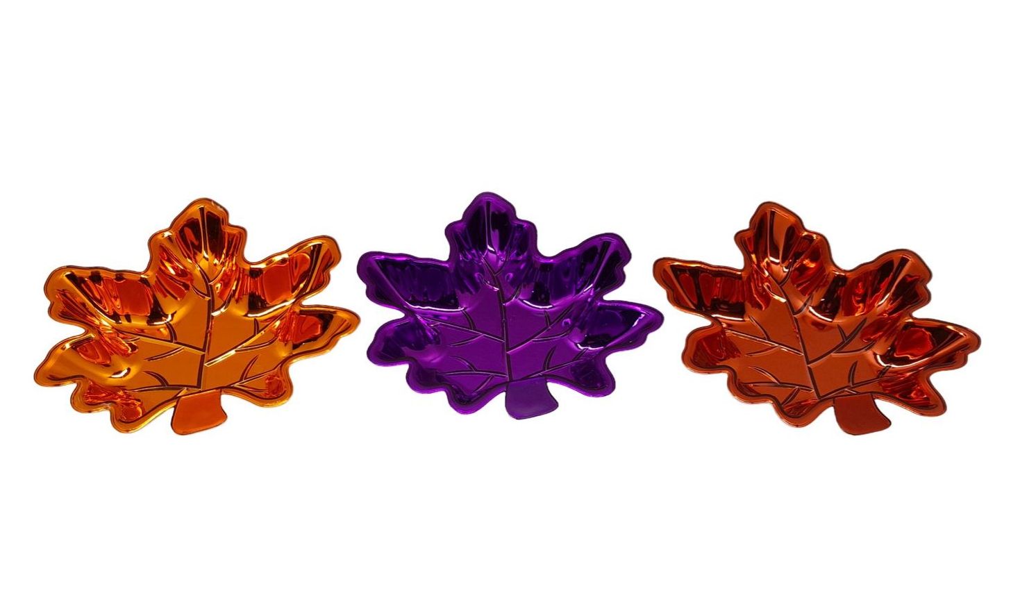 8.5&quot;x9&quot; Metallic Leaf Shaped Dish Assorted (Plastic)