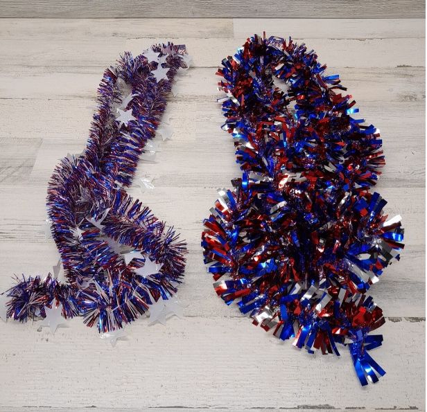 9&#39; Patriotic Tinsel Garland