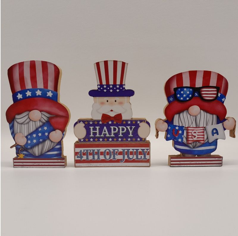 Tabletop Patriotic Décor Assorted