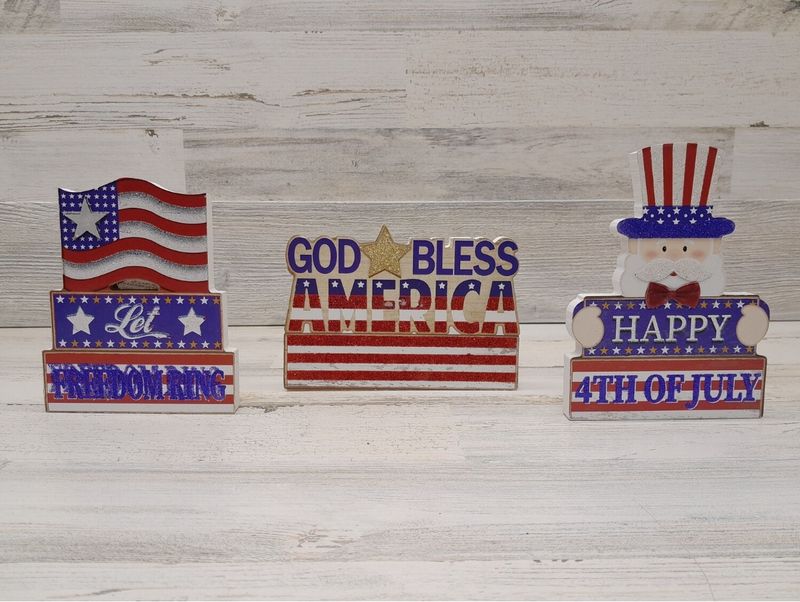 Patriotic Tabletop Décor Assorted