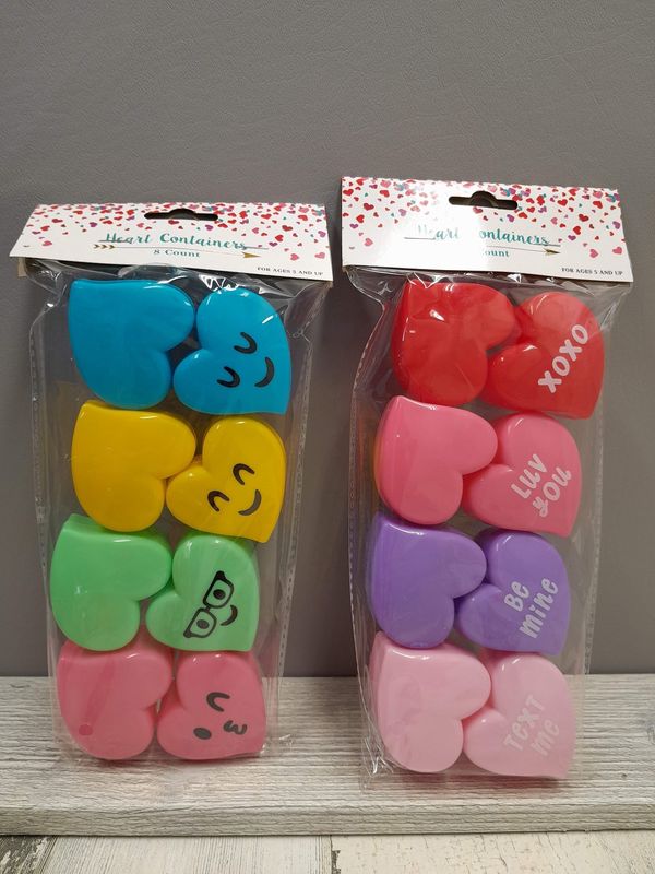 8pc 1.75&quot; Heart Candy Holder Assorted