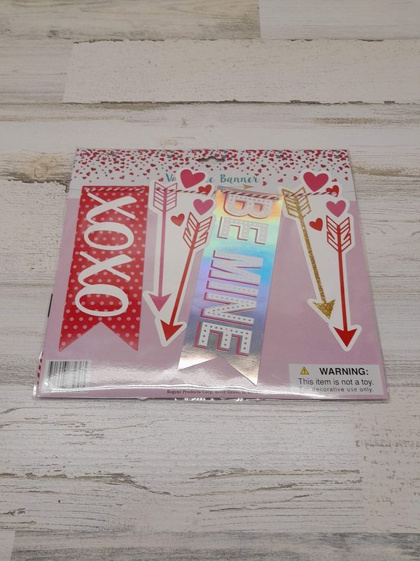 5&#39; Valentine Banner Assorted