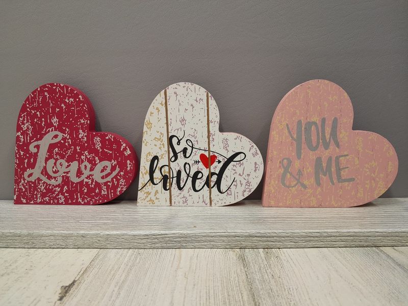 4.5&quot;x4.5&quot;x.6&quot; Valentine Table Décor w/Photo Slot Assorted (Mdf)