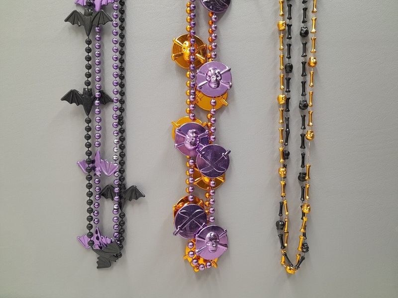 2pc Halloween Necklace assorted