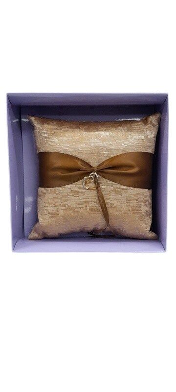 7.5&quot; Ring Pillow w/Hearts Gold