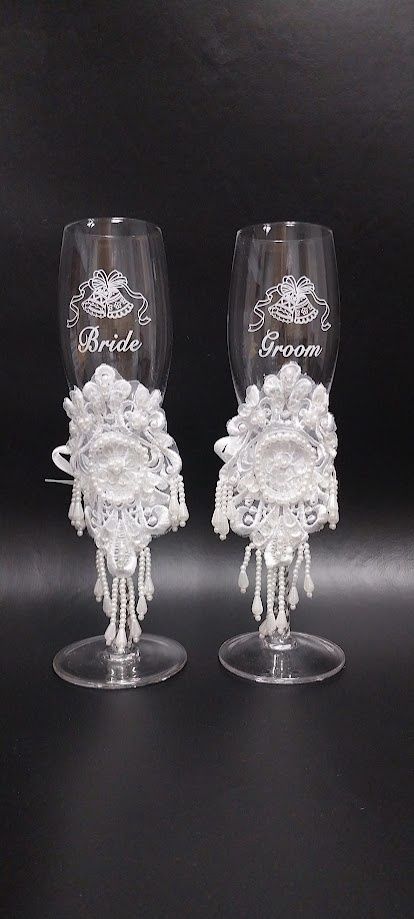 Champagne Flute Set w/Lace/Pearls White