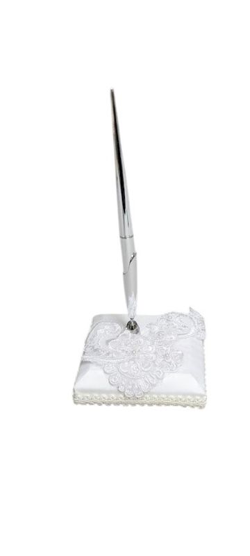 Pen Set w/Lace/Pearls  White/Silver