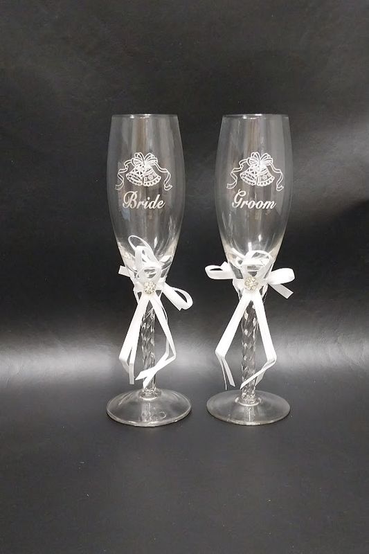 Champagne Flute Set White