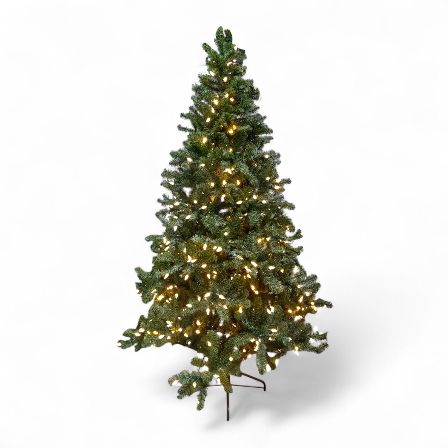 7.5&#39; Led Canadian Pine Tree
