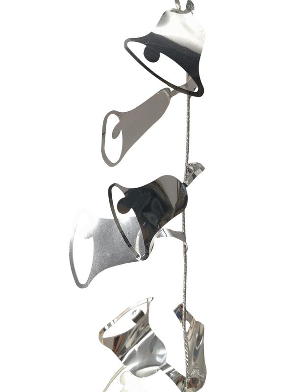 *25&#39; Bell Garland Silver