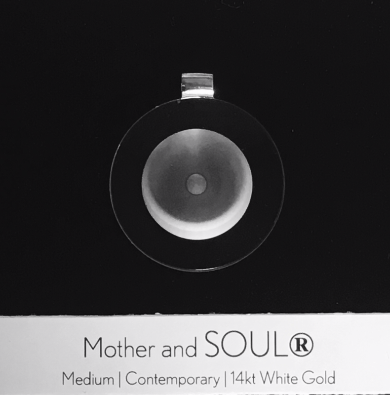 31: Mother and SOUL® Medium Contemporary 14kt White Gold