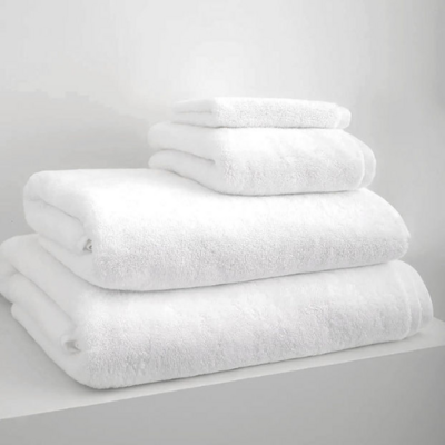 Bath Towel 800 GMS (Borderless)