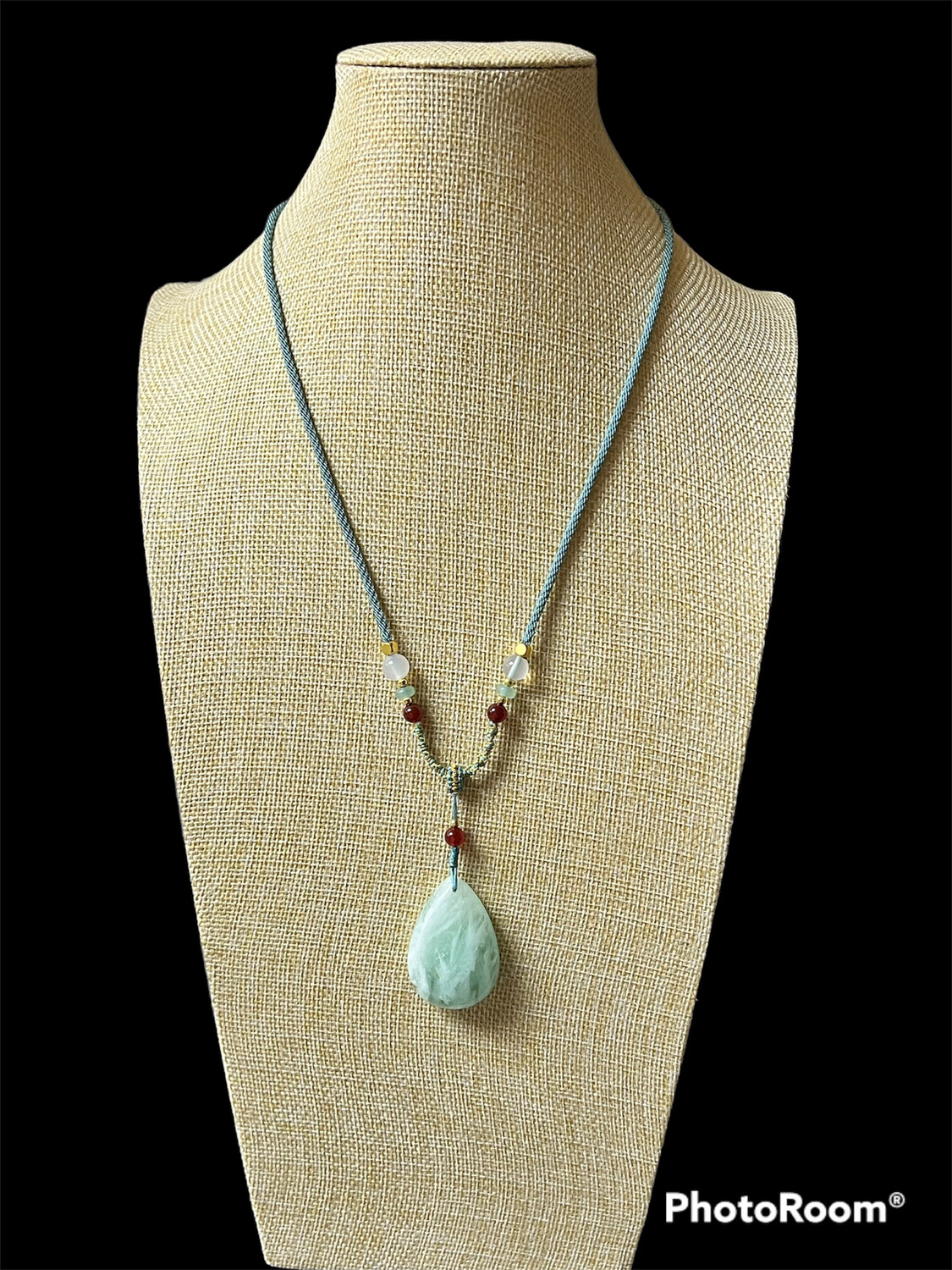 Natural Feather Flourite Necklace