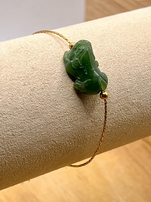 Natural Hetian Jade Pixiu Bracelet - 18K