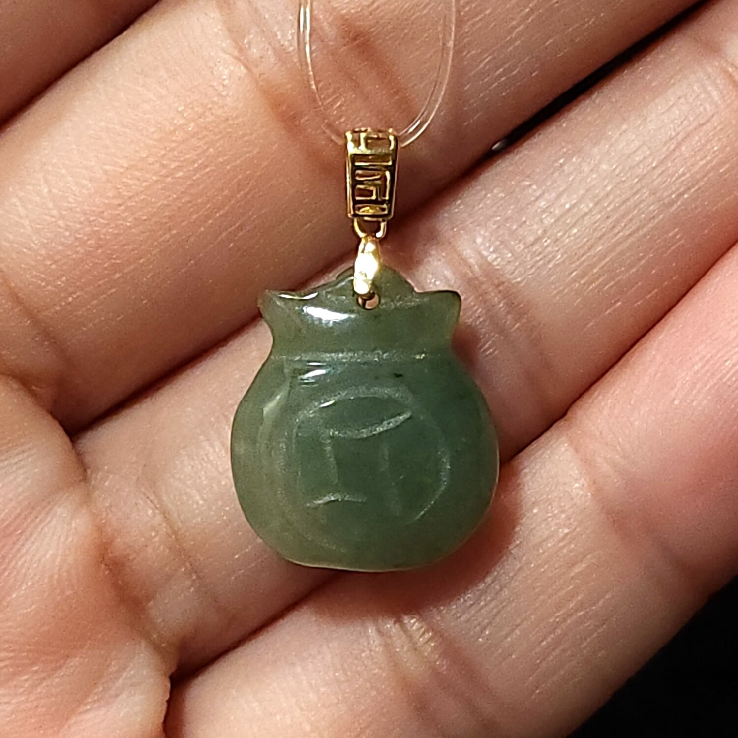 Natural Hetian Jade Money Bag Pendant 18K
