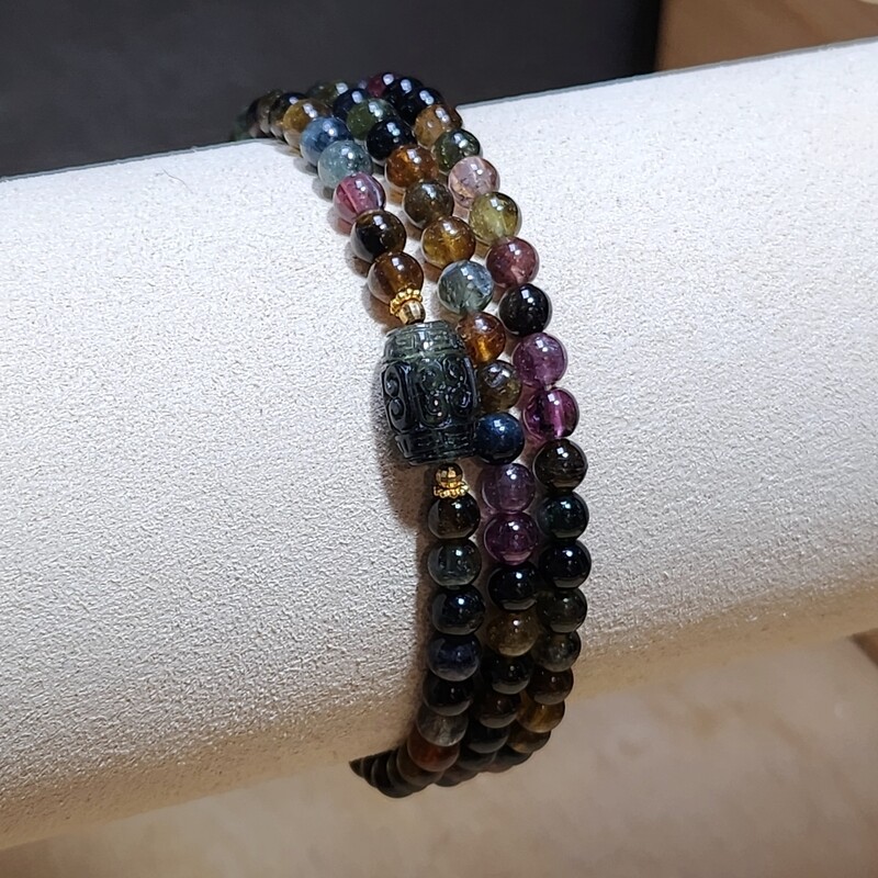 Natural 3 Lap Black Rose Tourmaline with Lucky Turn - 18K