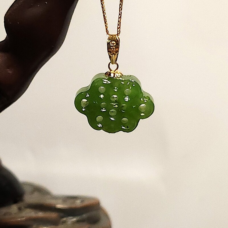 Natural Hetian Lucky Knot Pendant 18K