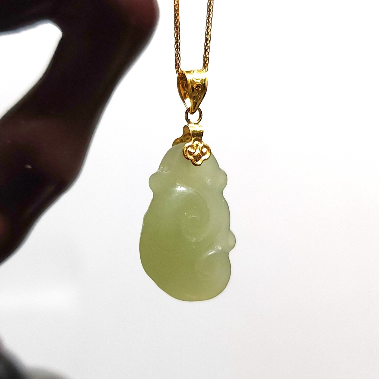 Natural Hetian Jade Ruyi Pendant - 18K