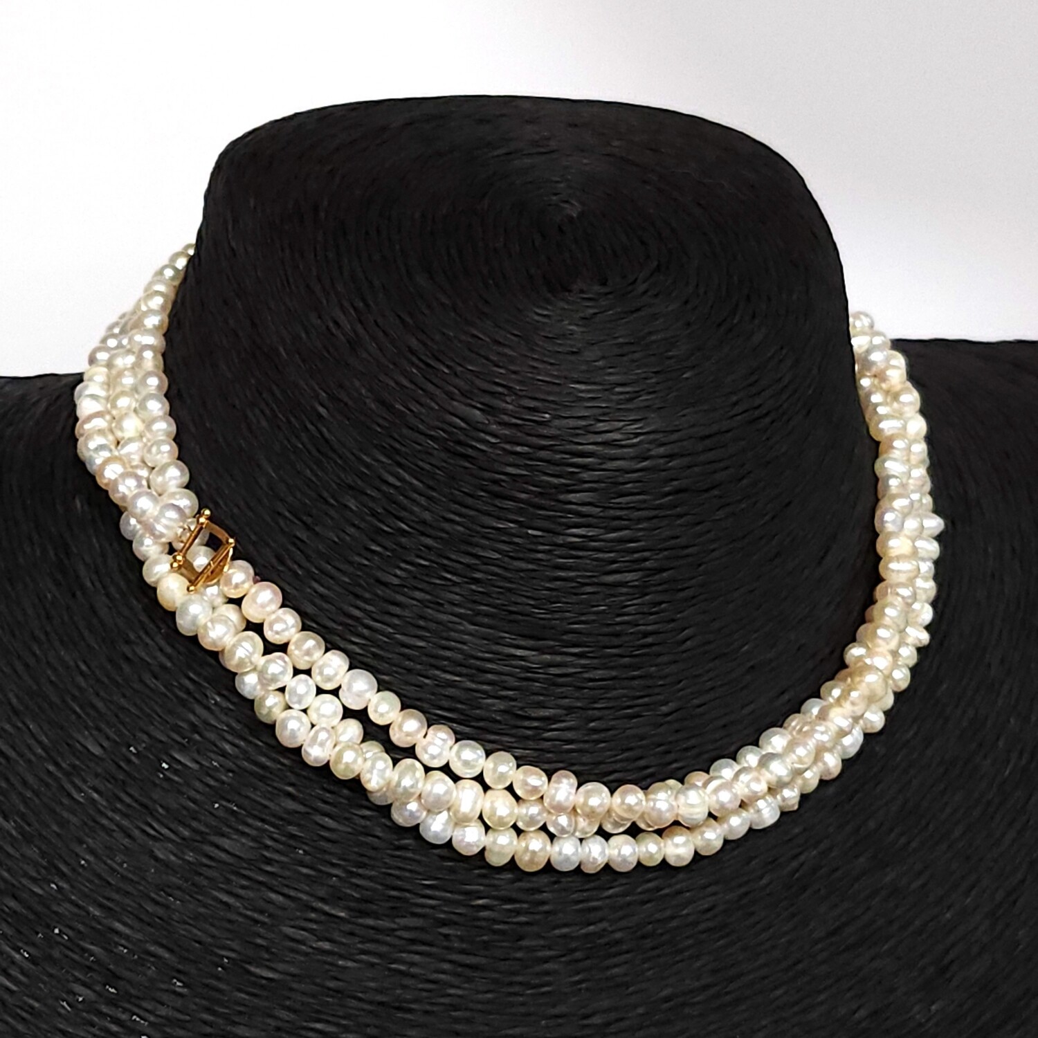 Natural Fresh Water Pearl Necklace 18K