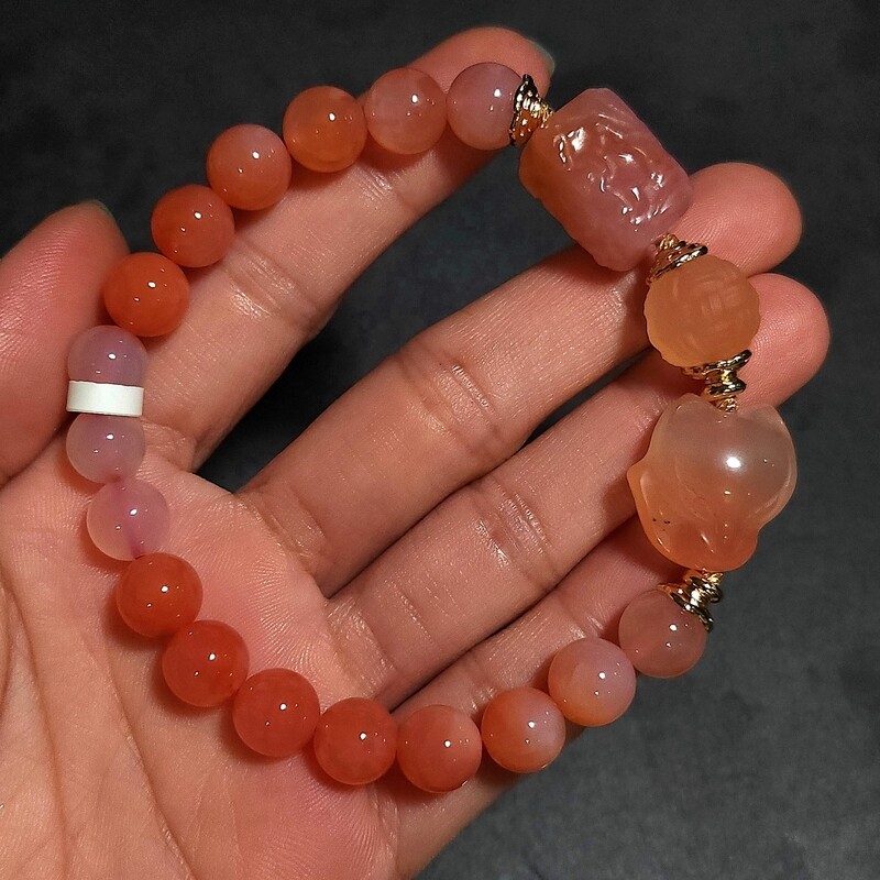 Natural Yan Yuan Agate with 9 Tail Fox &amp; Phoenix