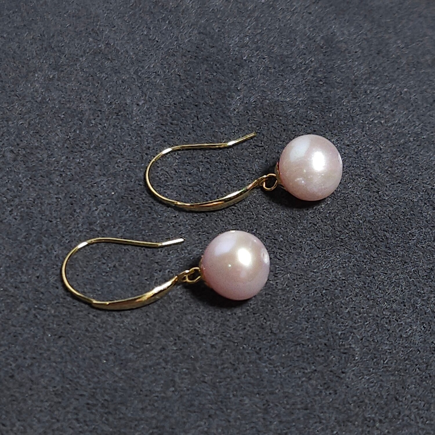 Natural Akoya Pearl Earring - 18K