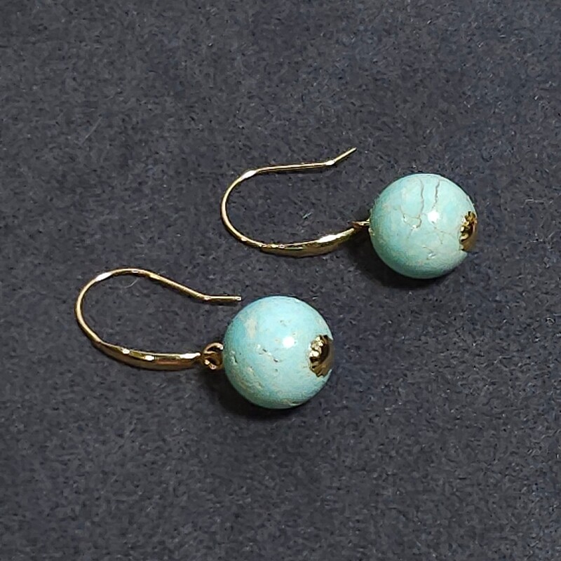 Natural Turquoise Earring - 18K