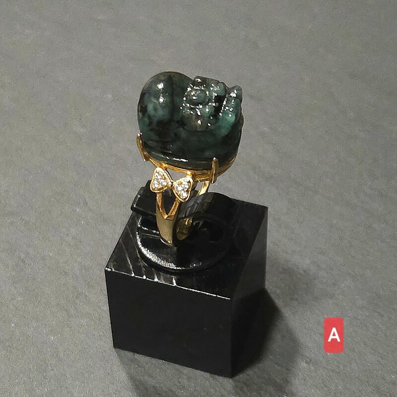 Natural Emerald Pixiu Ring