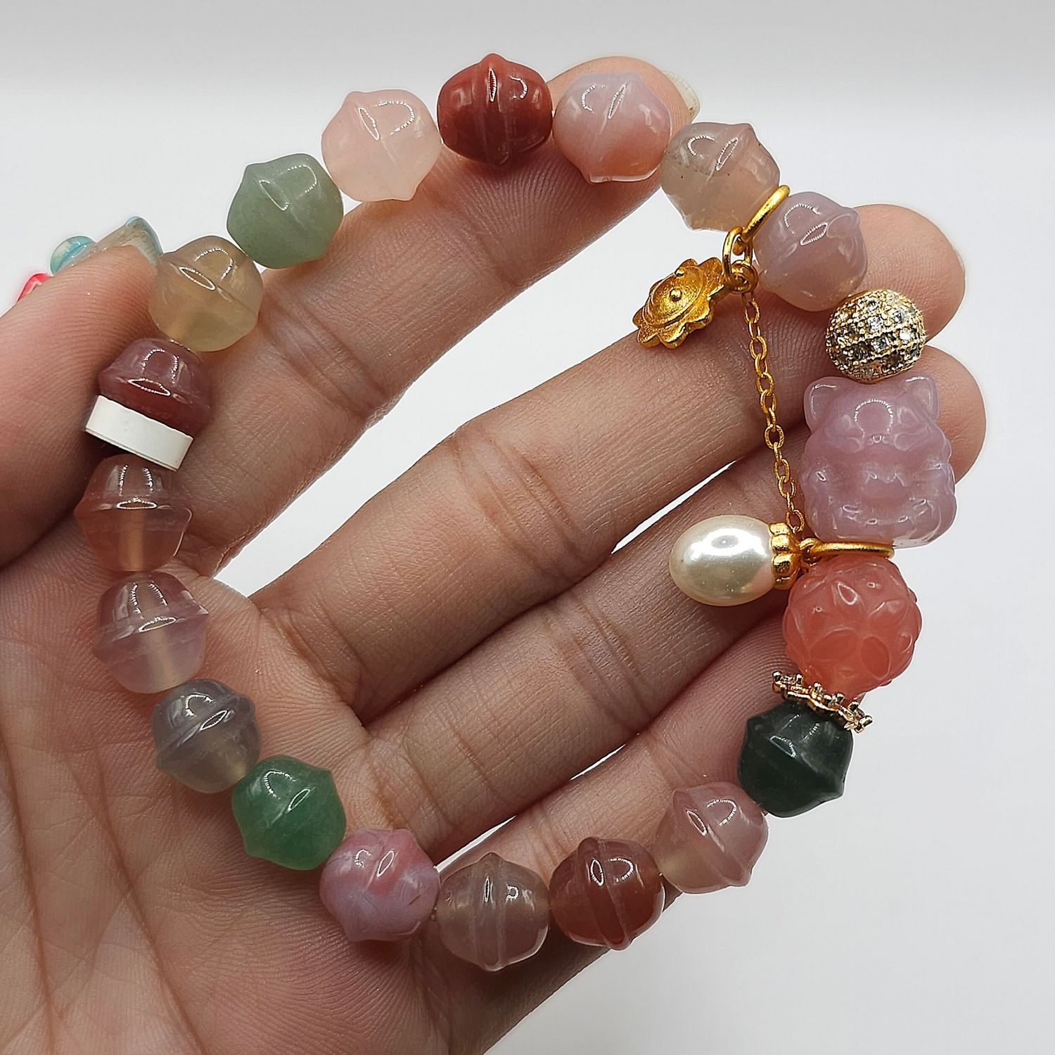 Natural Sugar Agate with 9 Tail Fox