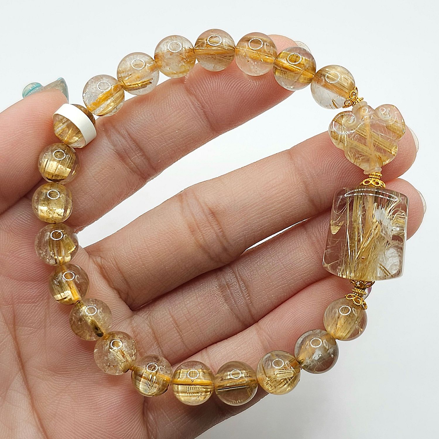 Natural Golden Ruti with Ruyi - 18K