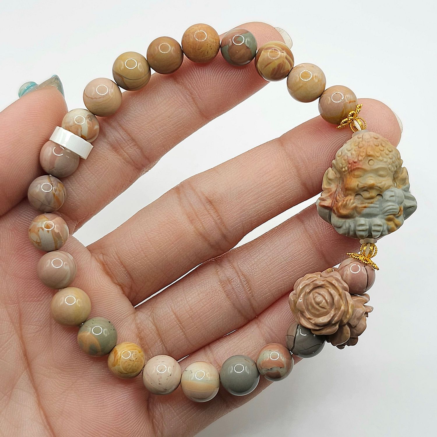 Natural Alashan Agate with Ganesha - 18K