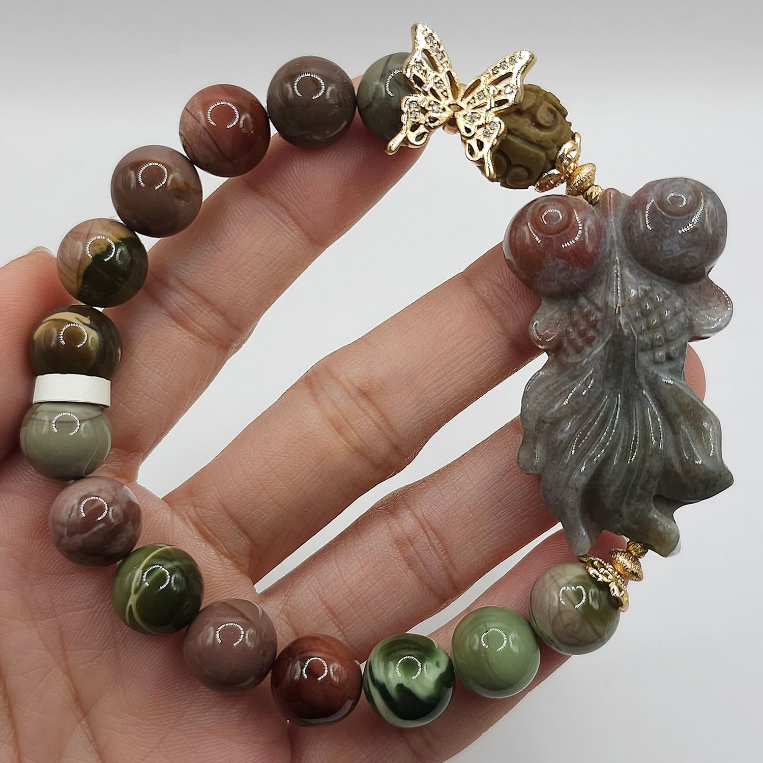 Natural Alashan Agate with Fish &amp; Lucky Turn