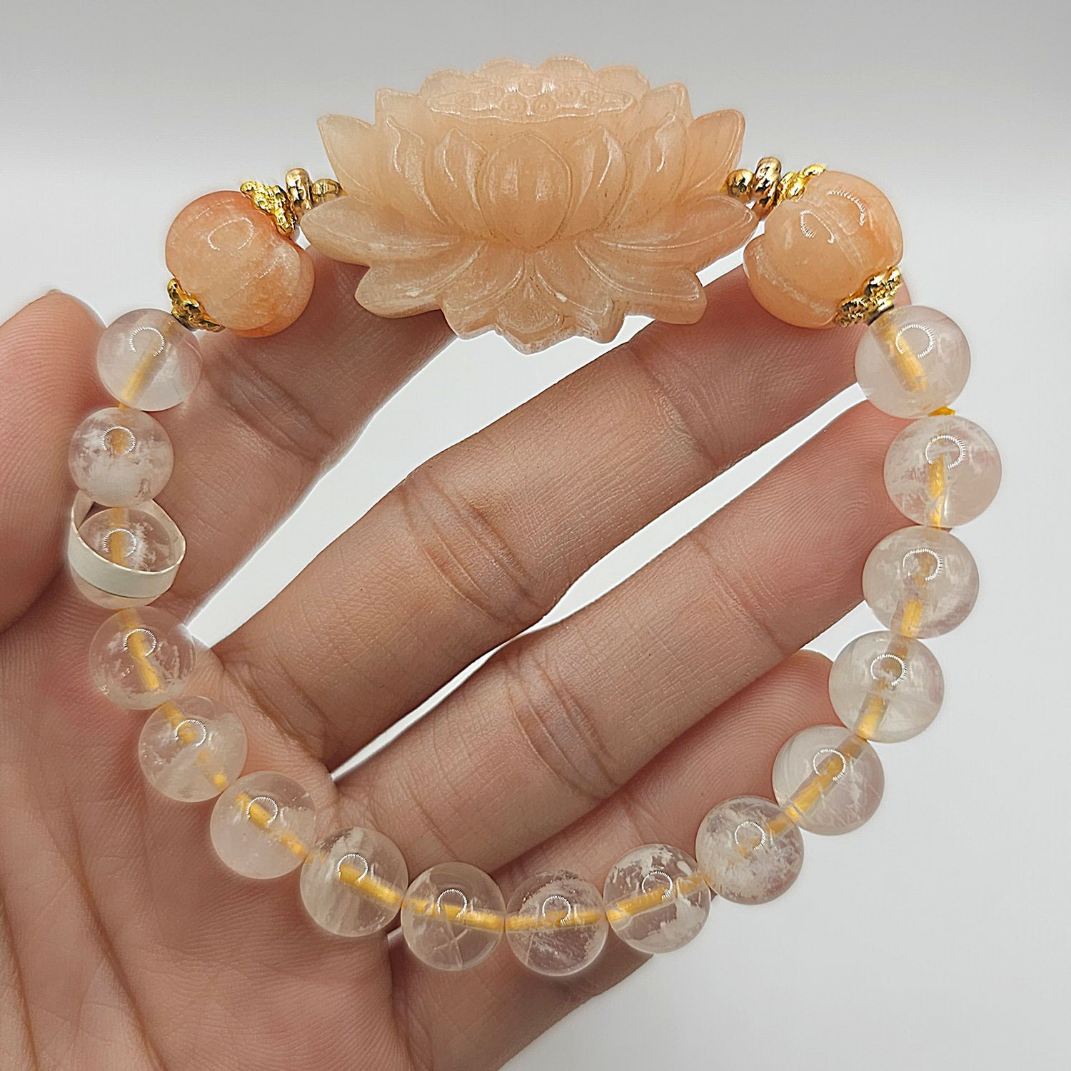 Natural White Phantom with Lotus