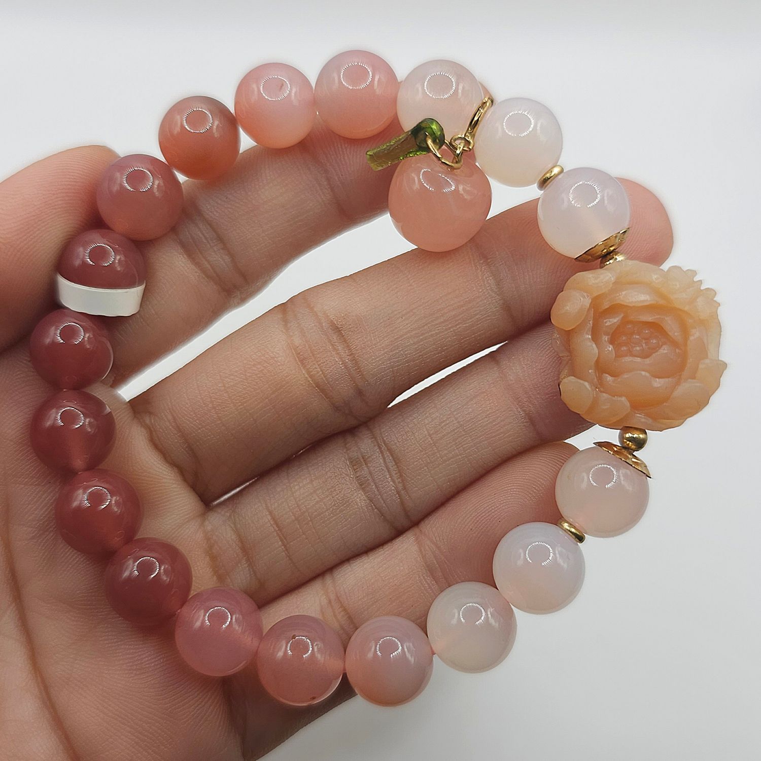 Natural Yan Yuan Agate with Flower &amp; Apple