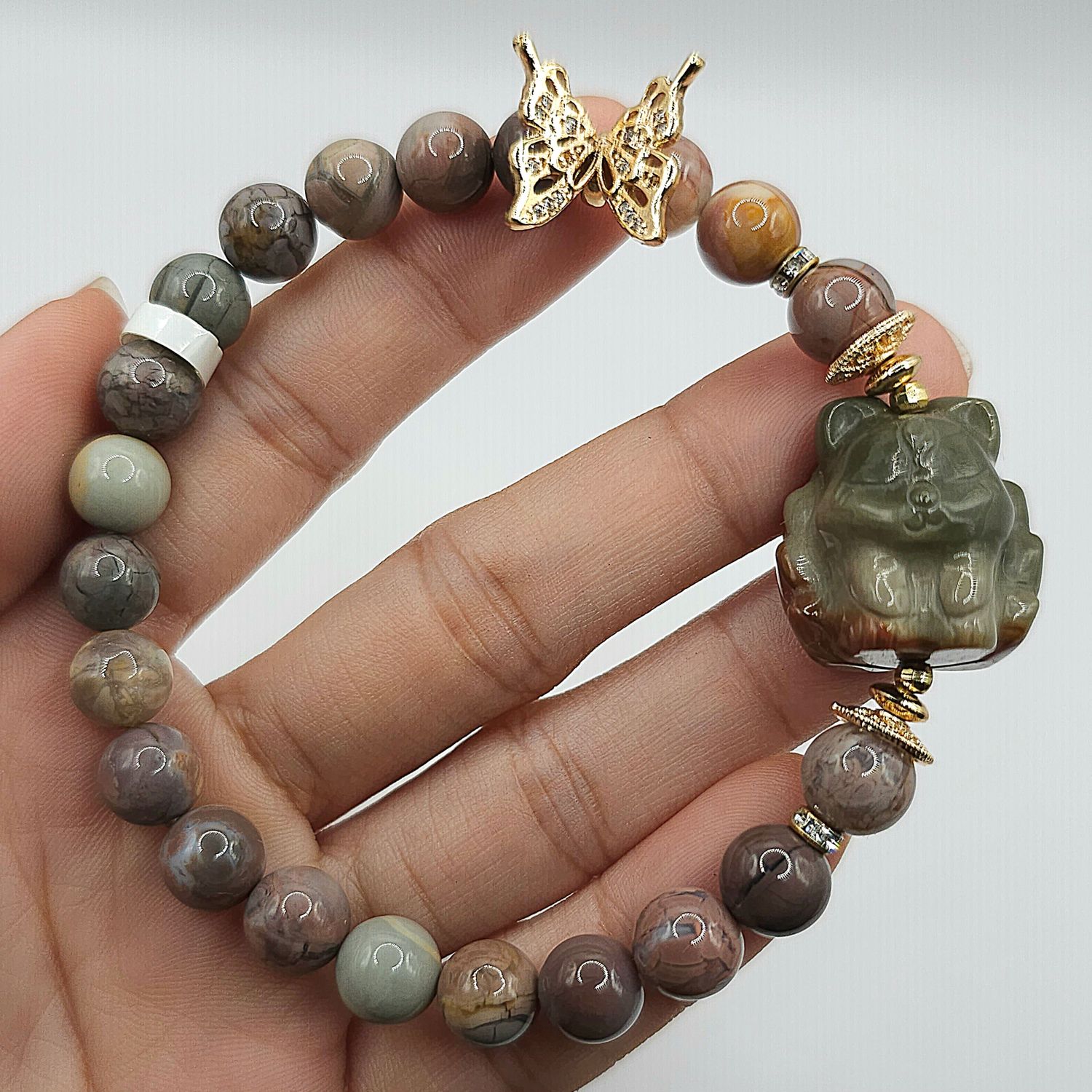 Natural Alashan Agate with 9 Tail Fox